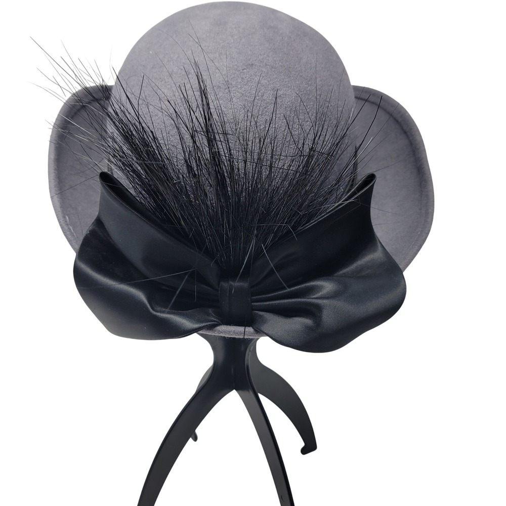 Vtg Mid-Century Gray 100% Wool Cloche Hat Black Bow Feathers Flapper MCM USA